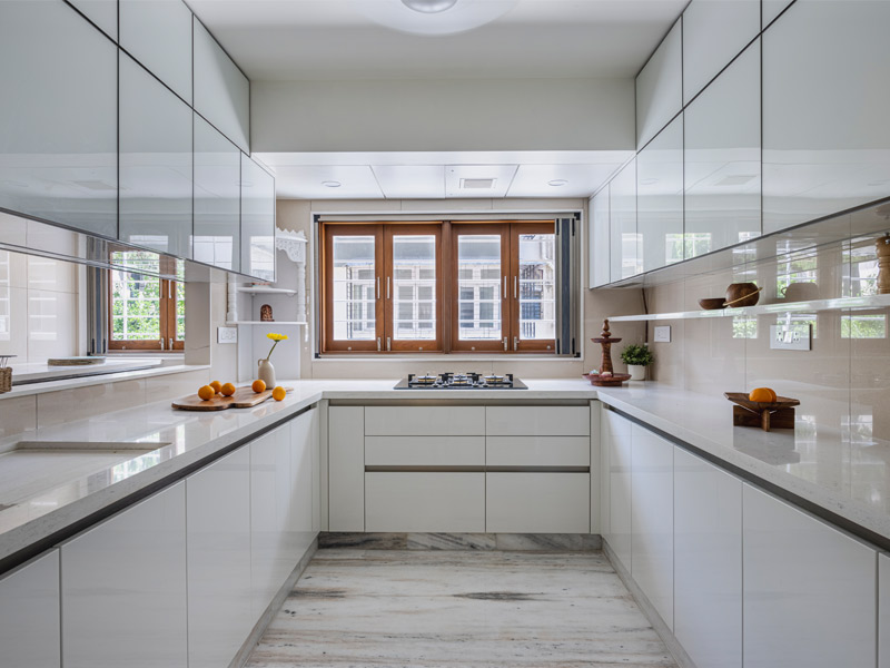 Glossy White Theme Kitchen – Beautiful Homes